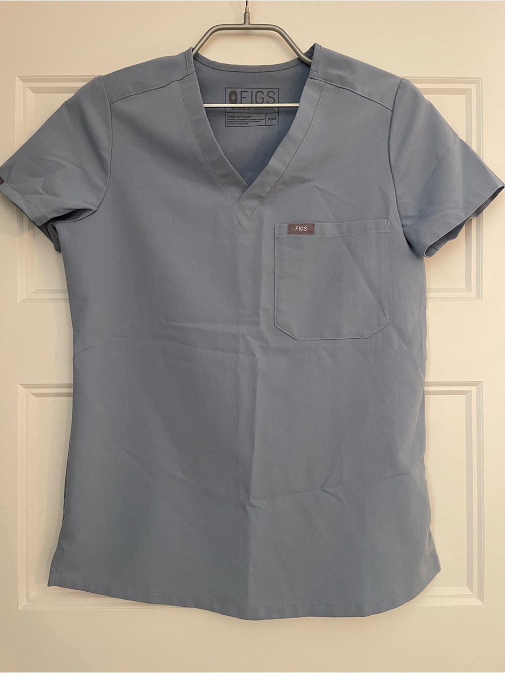 FIGS Catarina Scrub Top - Dusty Blue